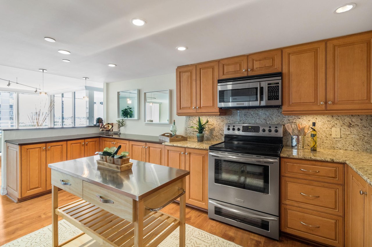 2901 S Ocean Blvd, #703