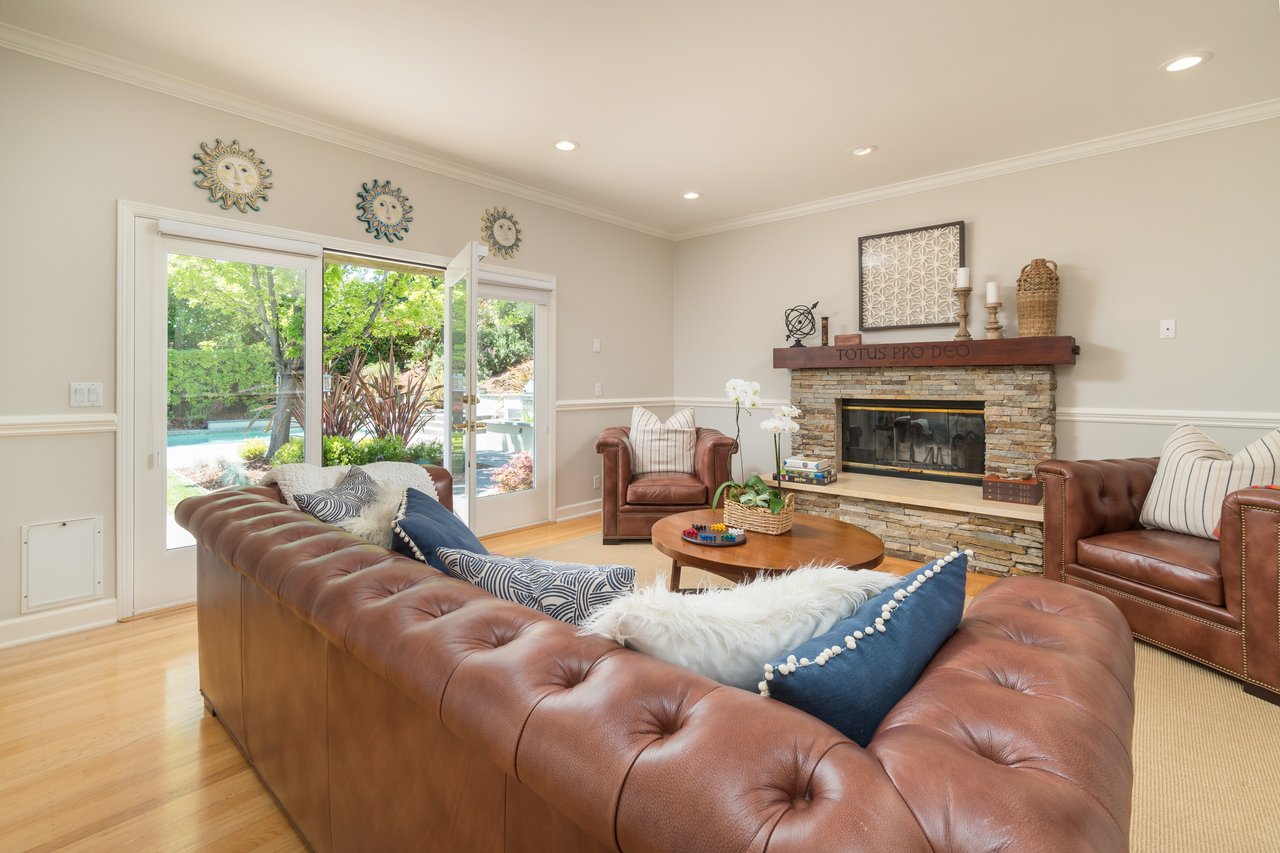 19 Greensburgh Lane, San Anselmo