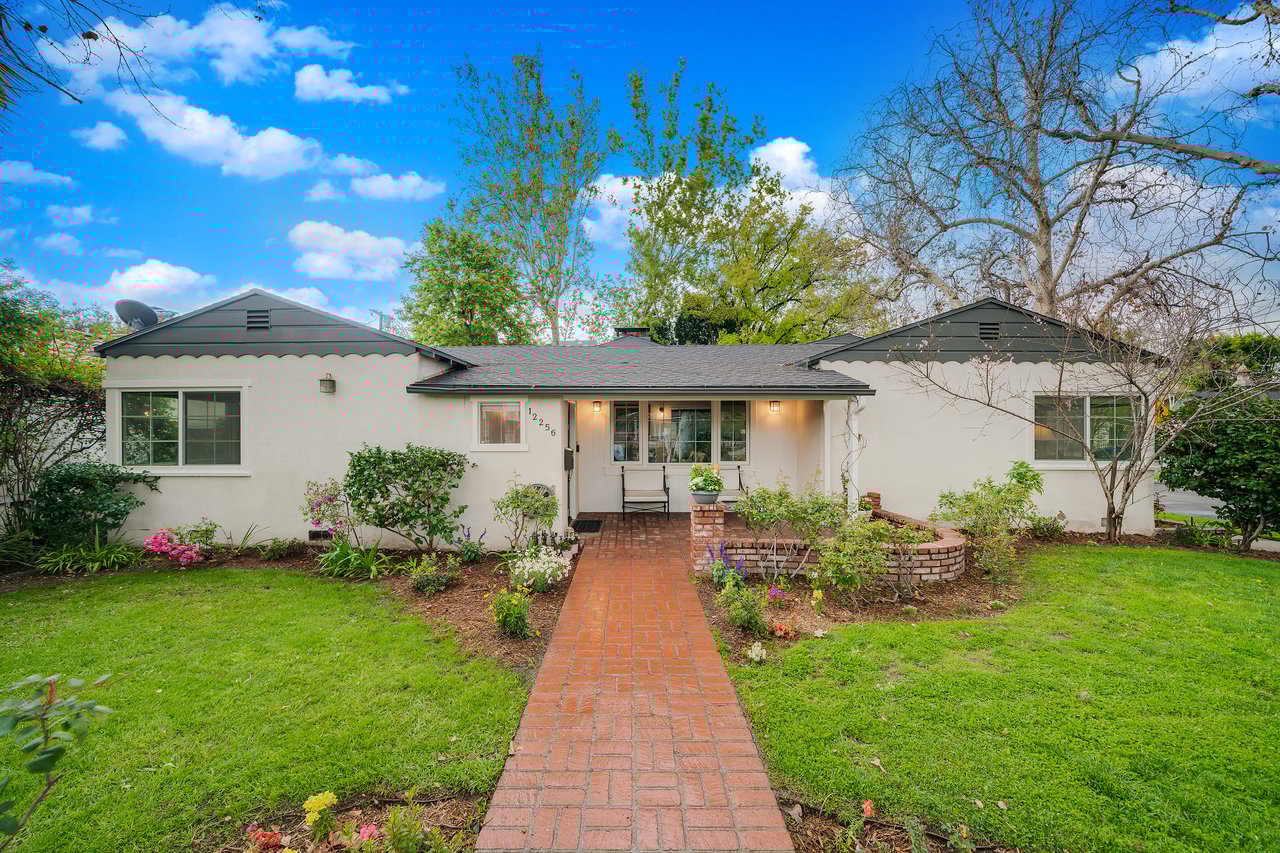 12256 La Maida St. 