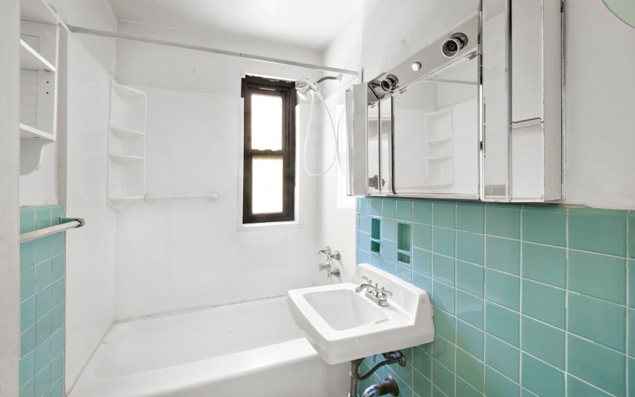 505 E 82nd St, #3D