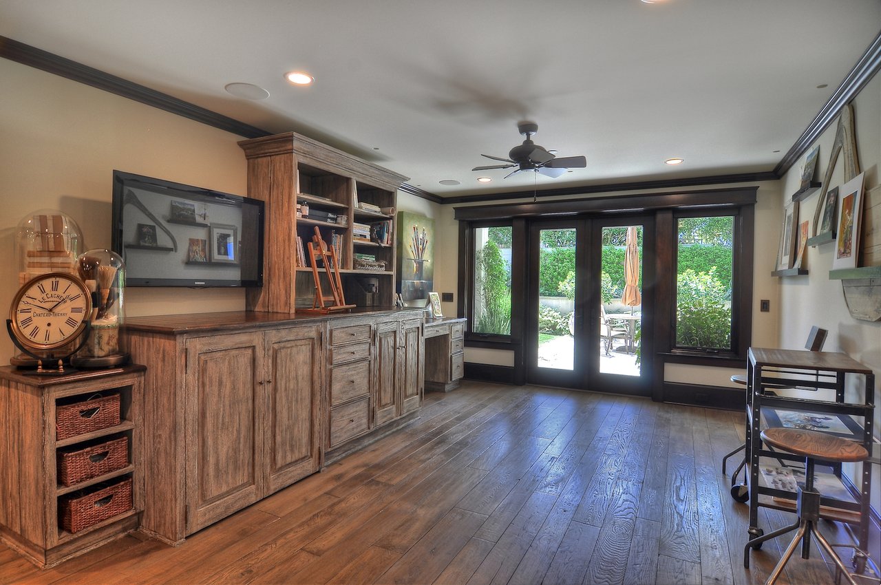 8 N Encino