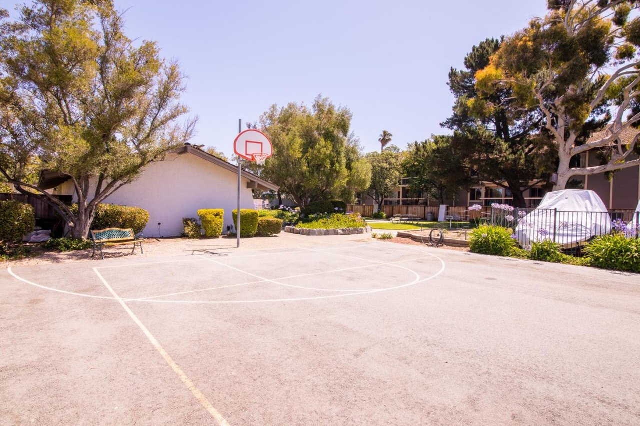 707 Fathom Dr, Unit 203