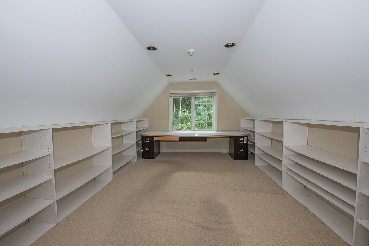 1115 Rose Glen Rd
