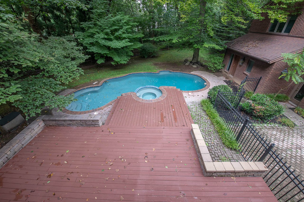 Bryn Mawr Custom Contemporary