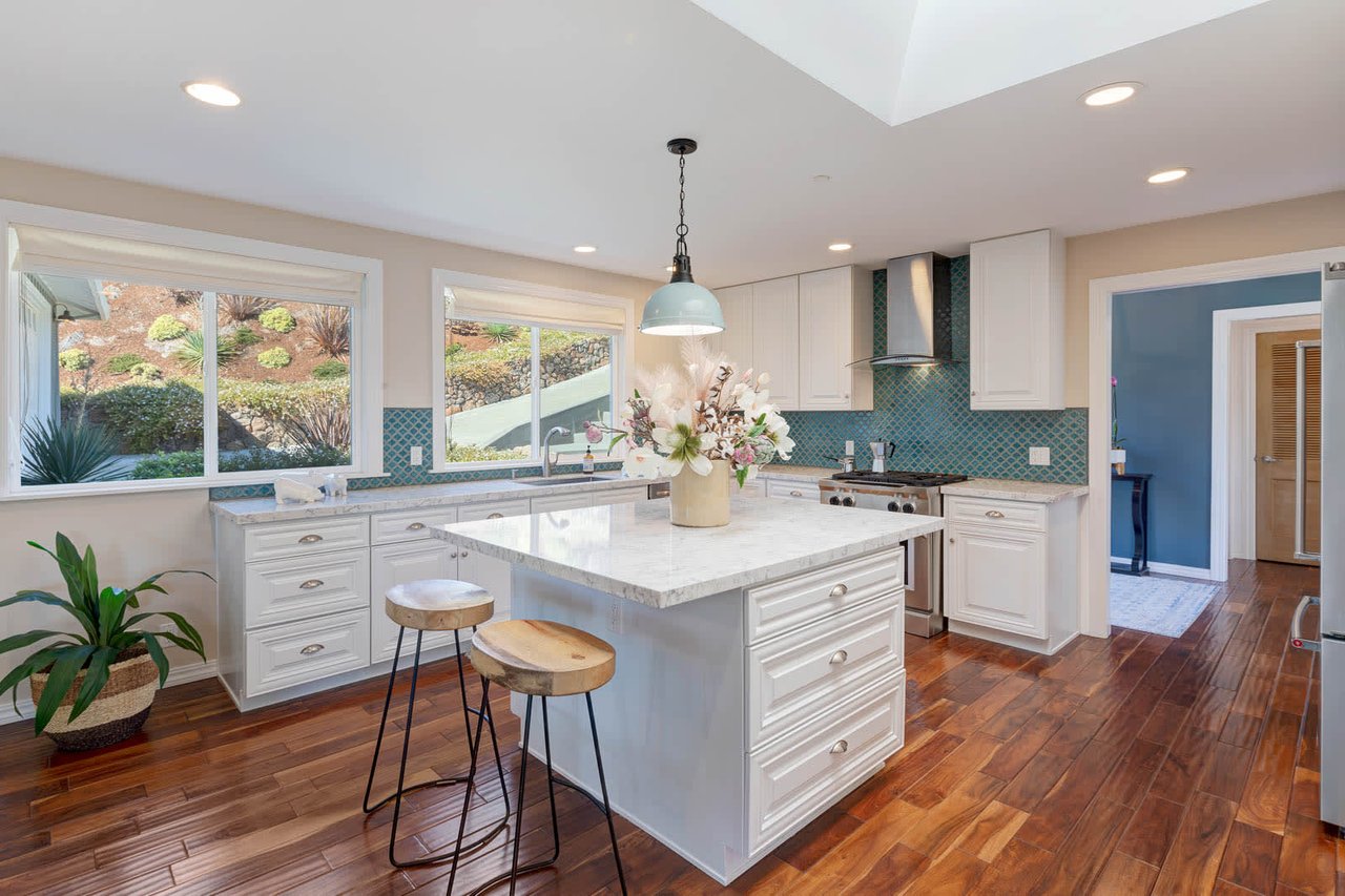 9 Junipero Serra Avenue