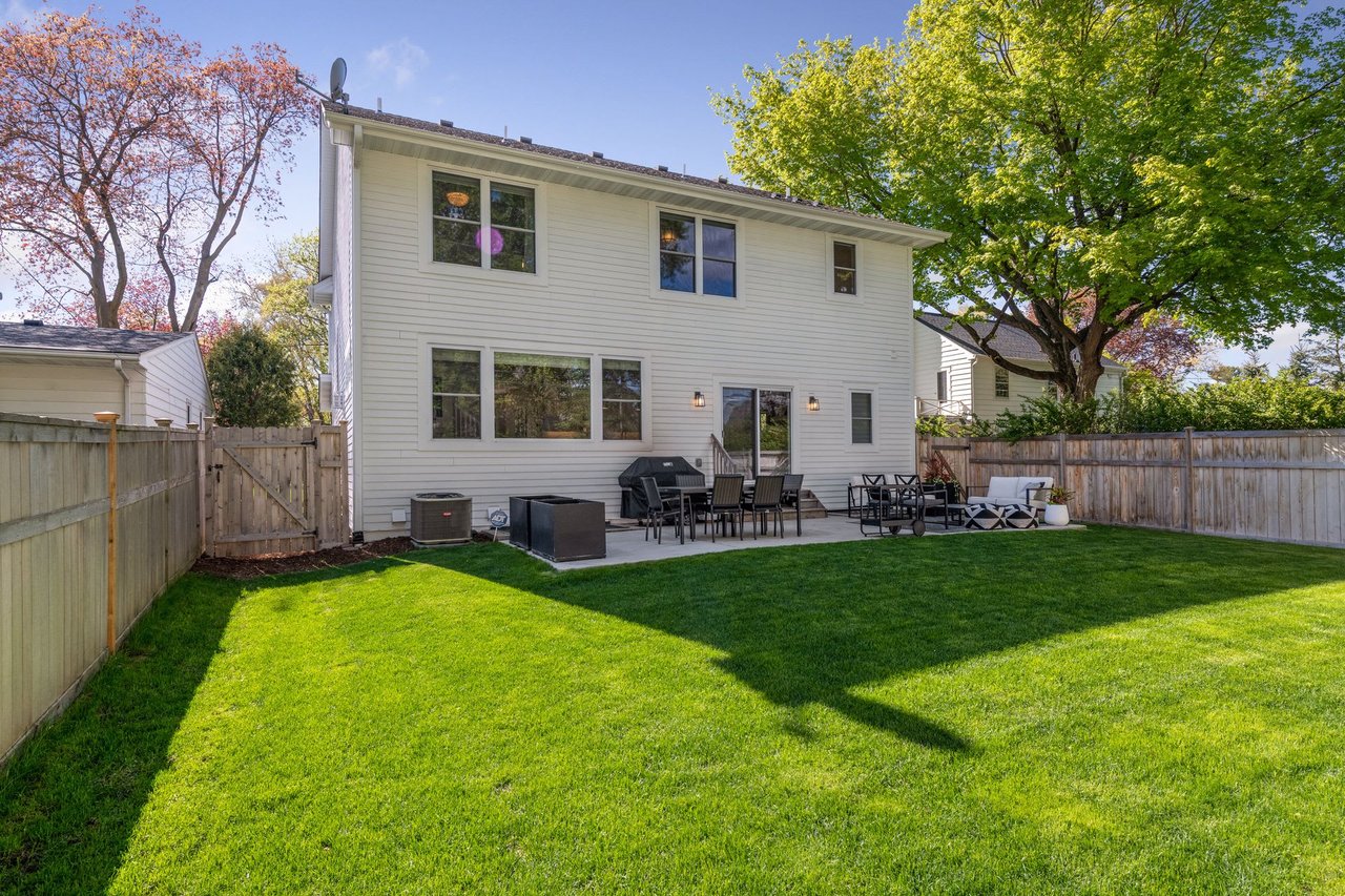 5825 Kellogg Ave, Edina