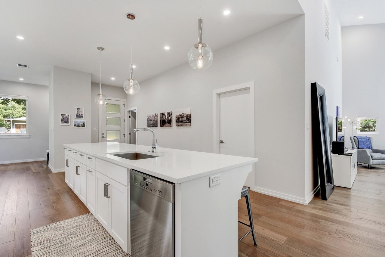 1307 Brentwood St, #A