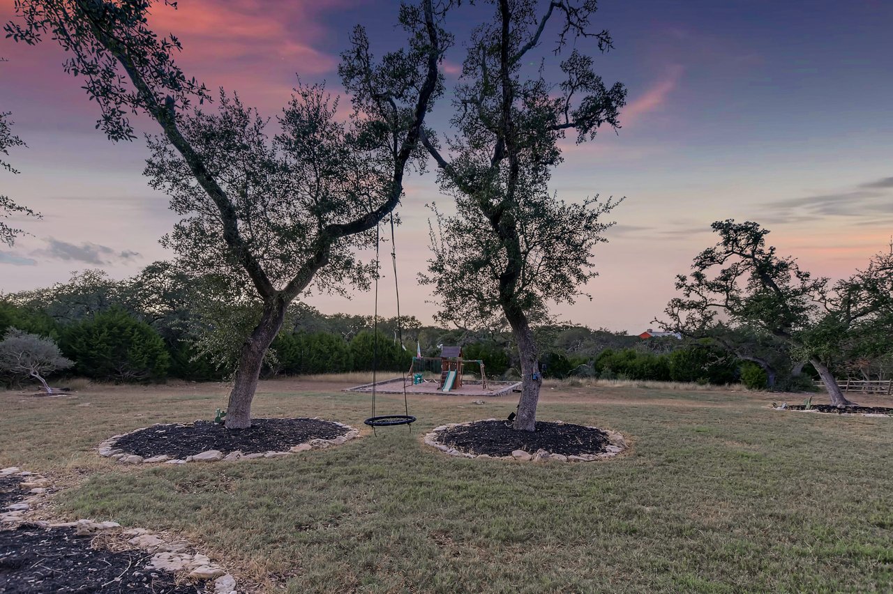 252 Island Oaks Lane