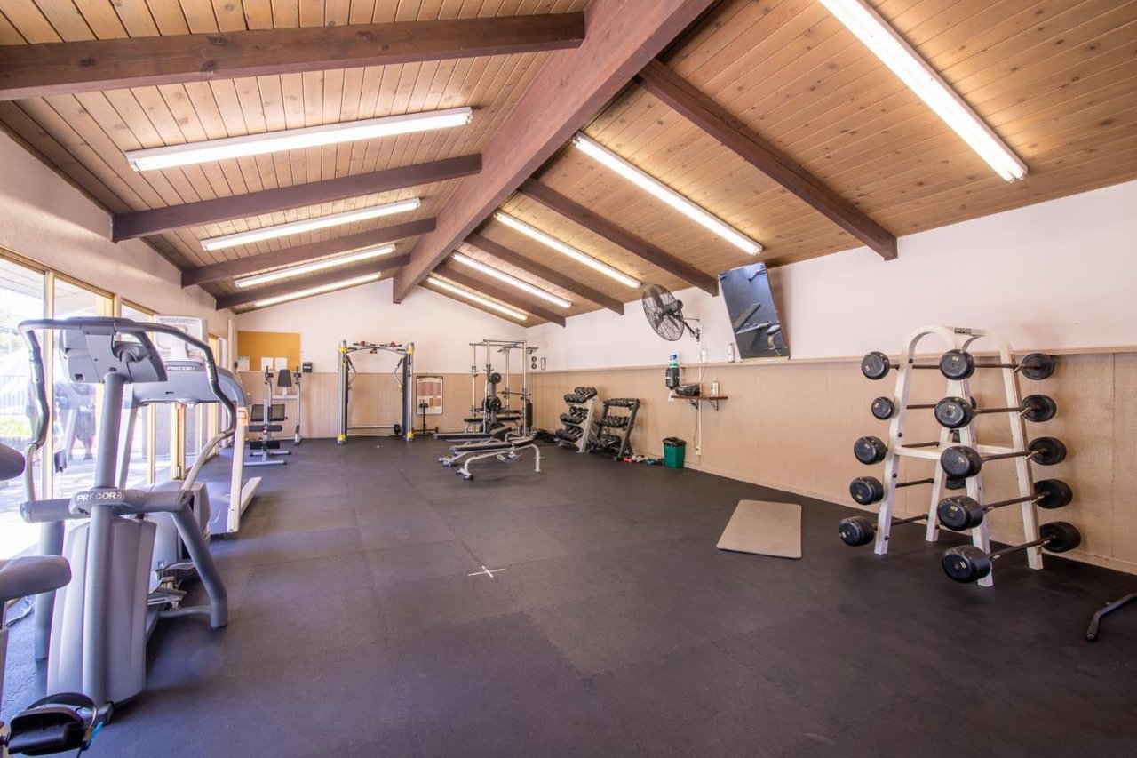 707 Fathom Dr, Unit 203