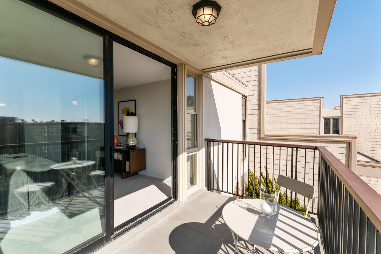 266-B Red Rock Way