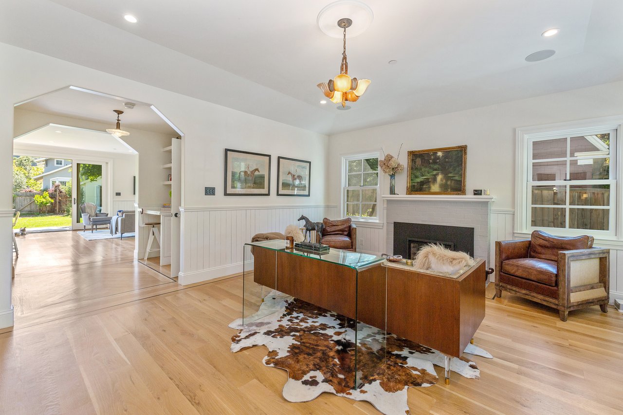  148 Elm Ave
