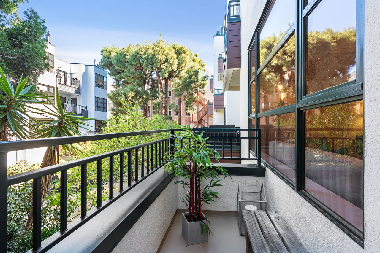 Stylishly Hip 1440 Broadway #202 