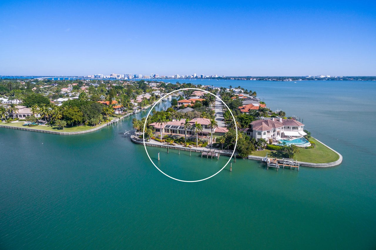 682 Mourning Dove Dr