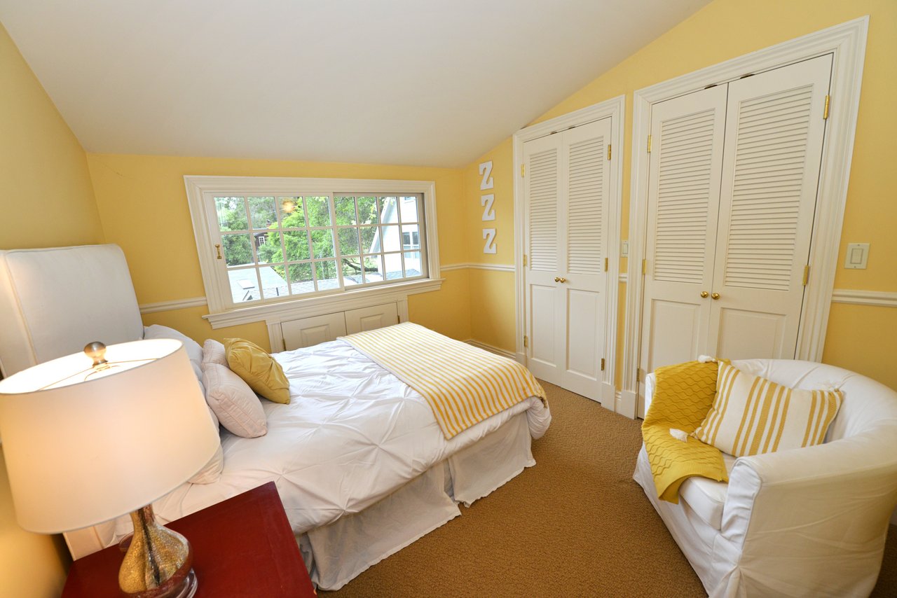 10 Raymond Avenue, San Anselmo