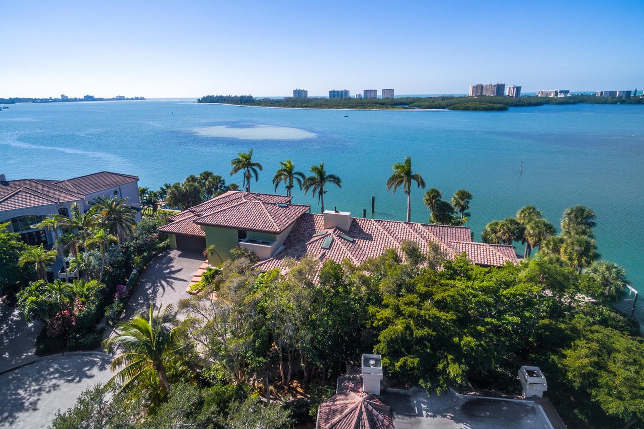 682 Mourning Dove Dr