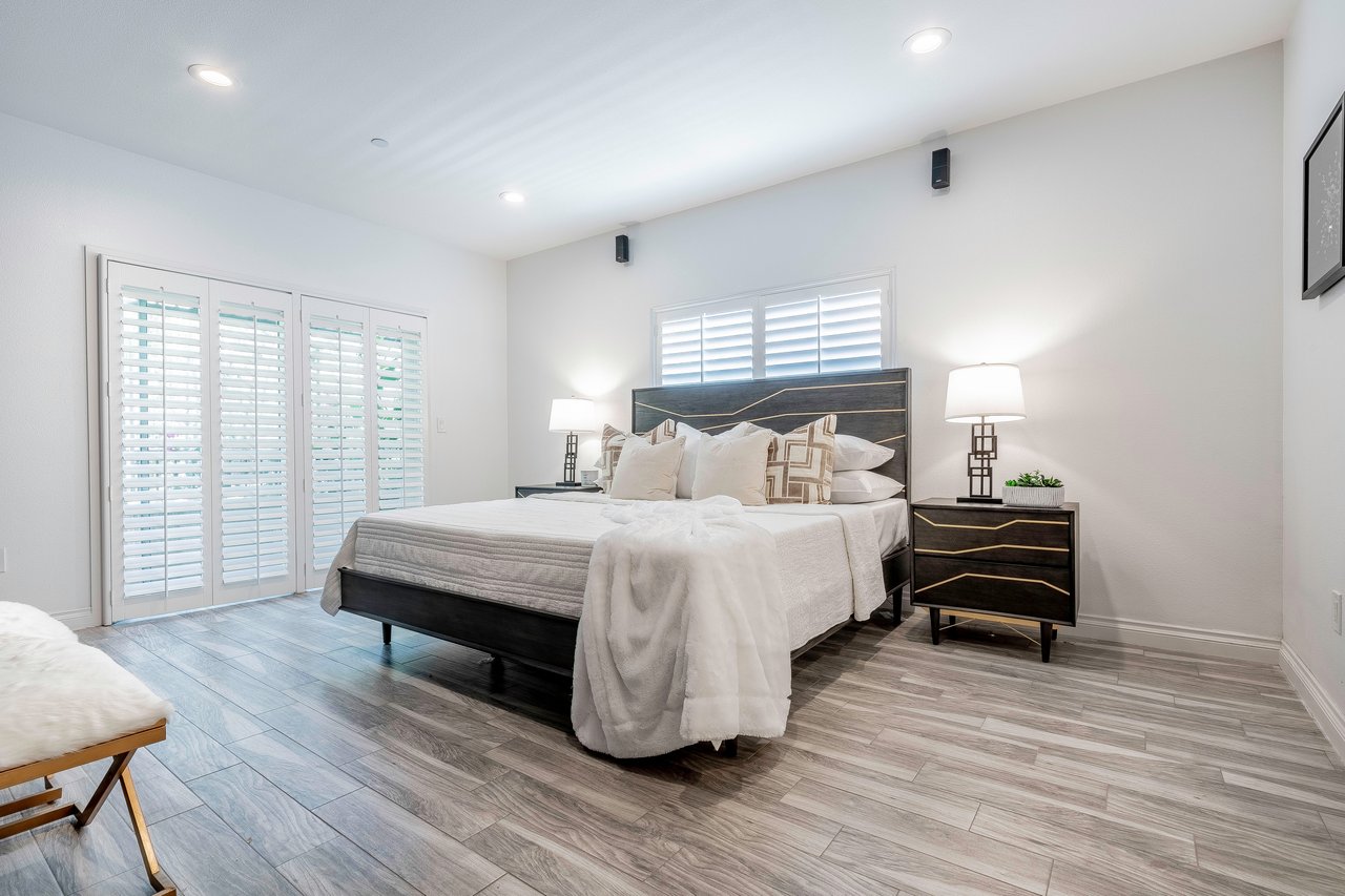 924 Palm Ave #101, West Hollywood, CA