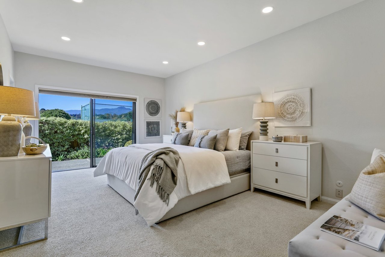 Newly Renovated Ground Floor Unit