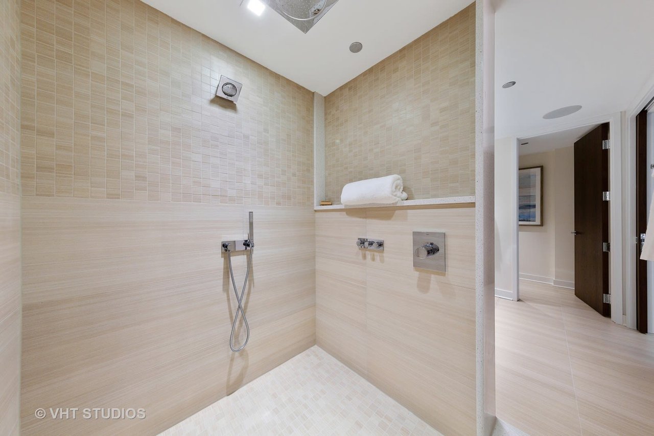 180 E Pearson St #6703