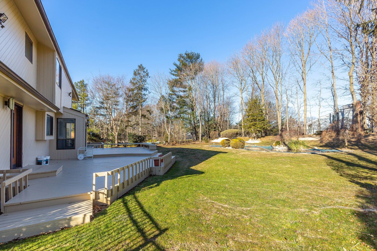 50 Juniper Lane, Muttontown