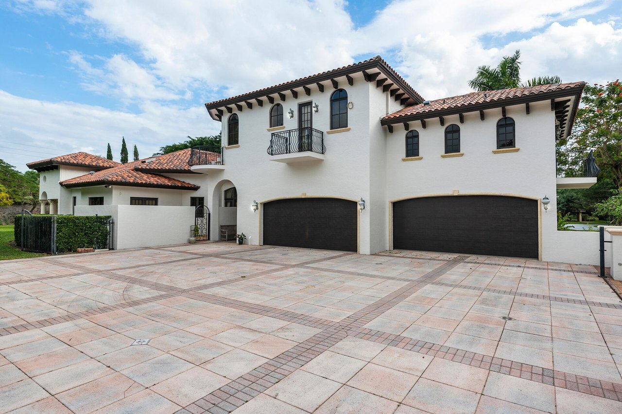 8060 Twin Lake Drive