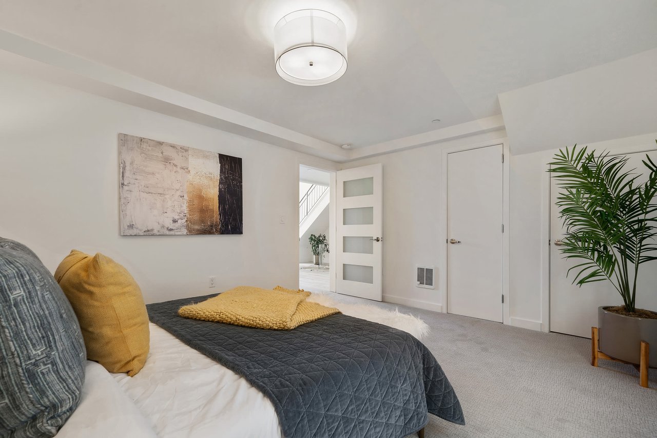 25 Sierra St, #202