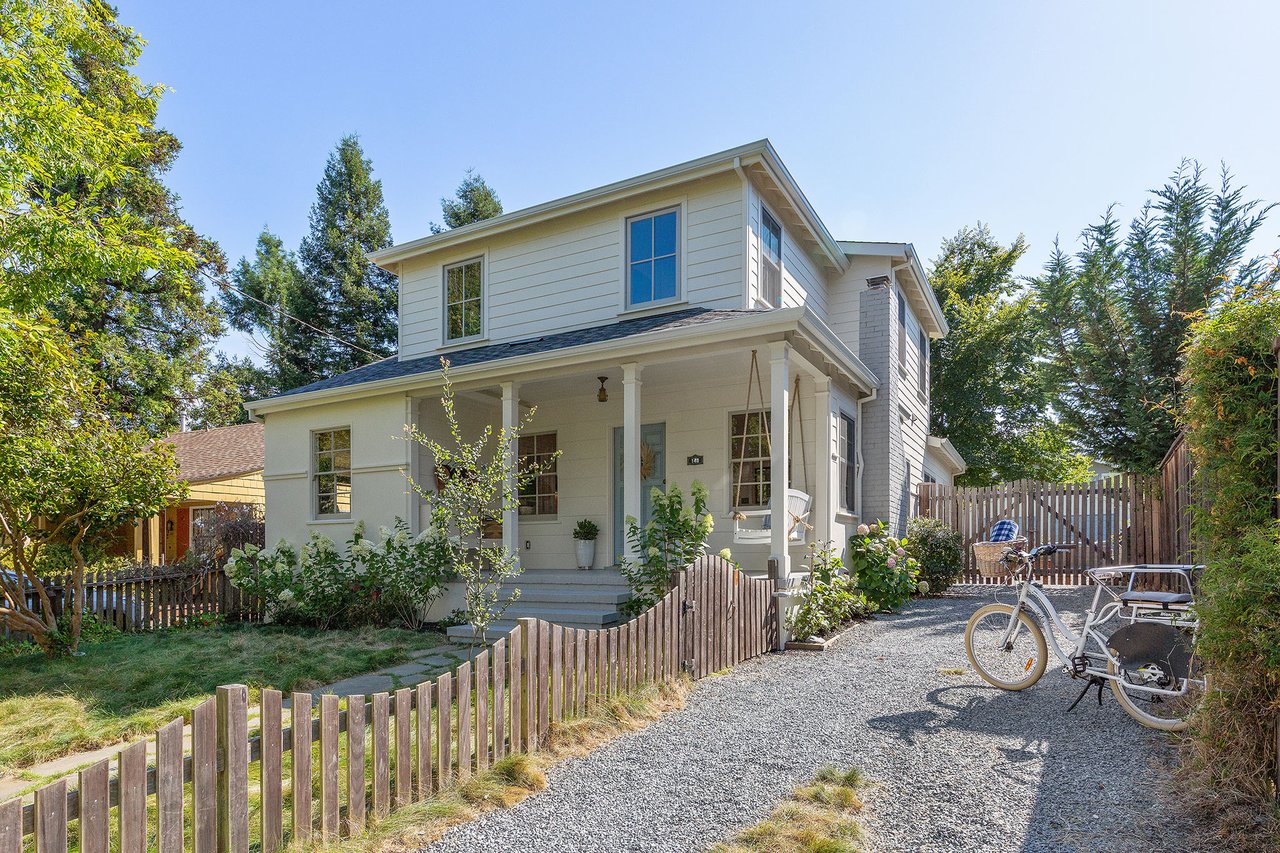  148 Elm Ave