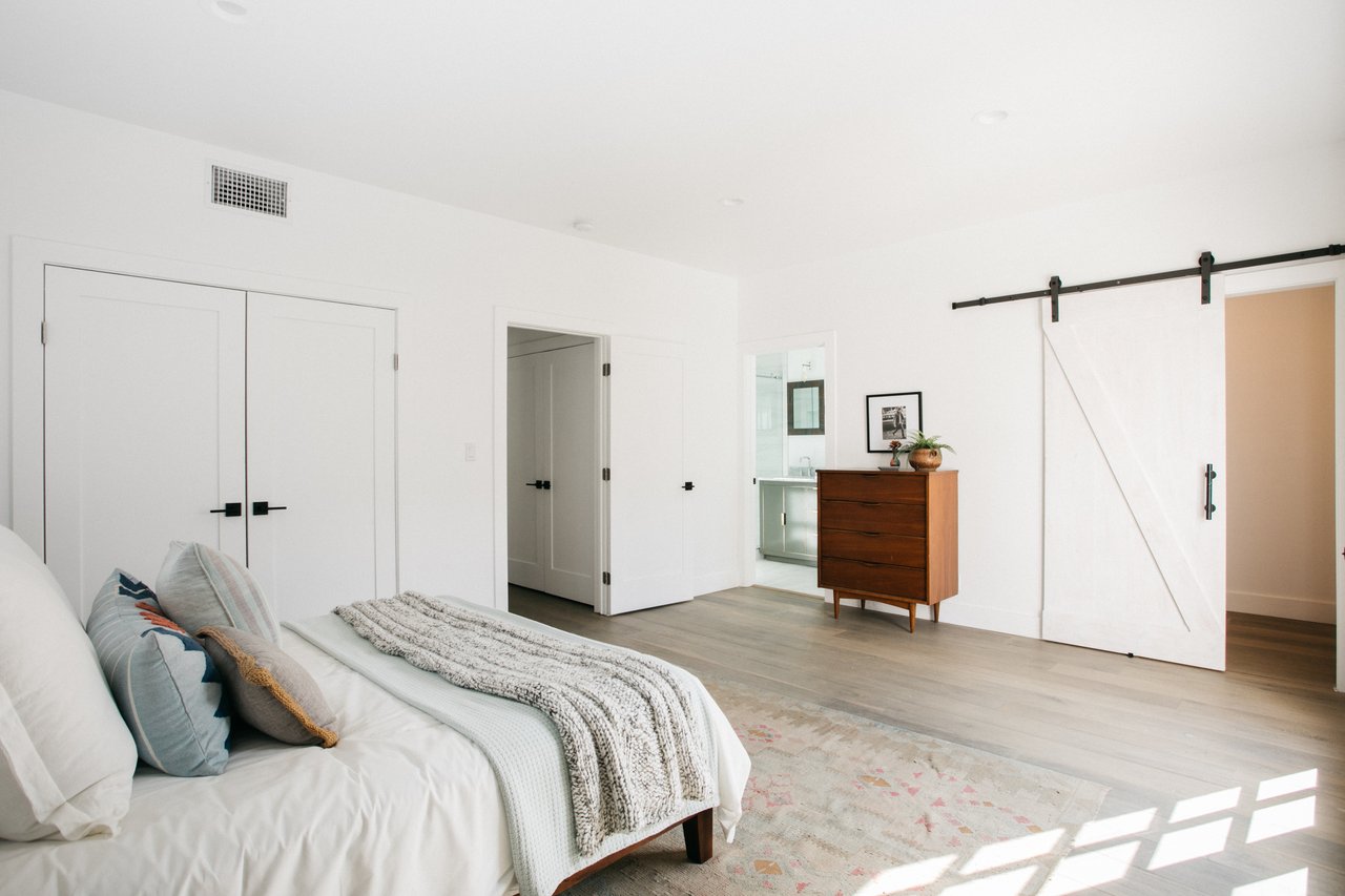 A modern gated compound with guest house in Frogtown. 