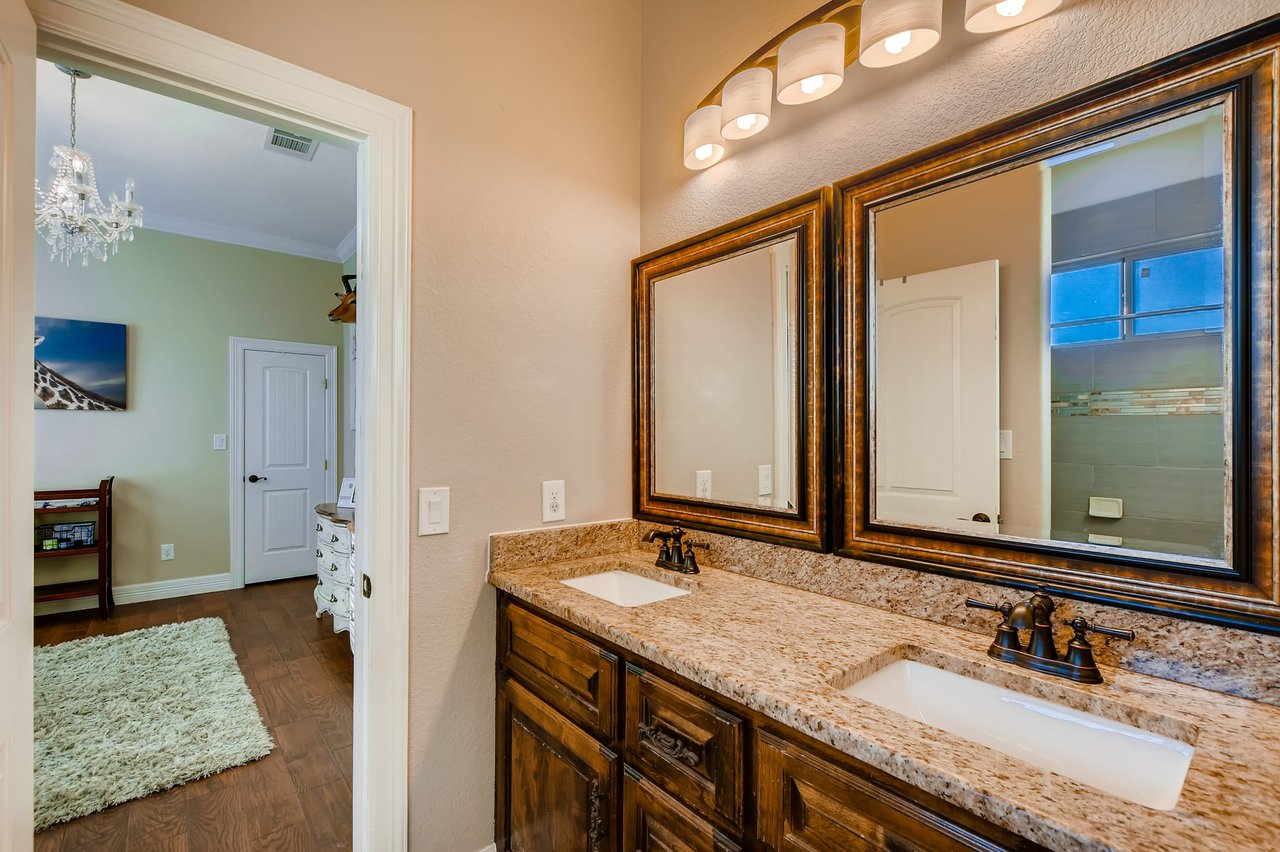 252 Island Oaks Lane
