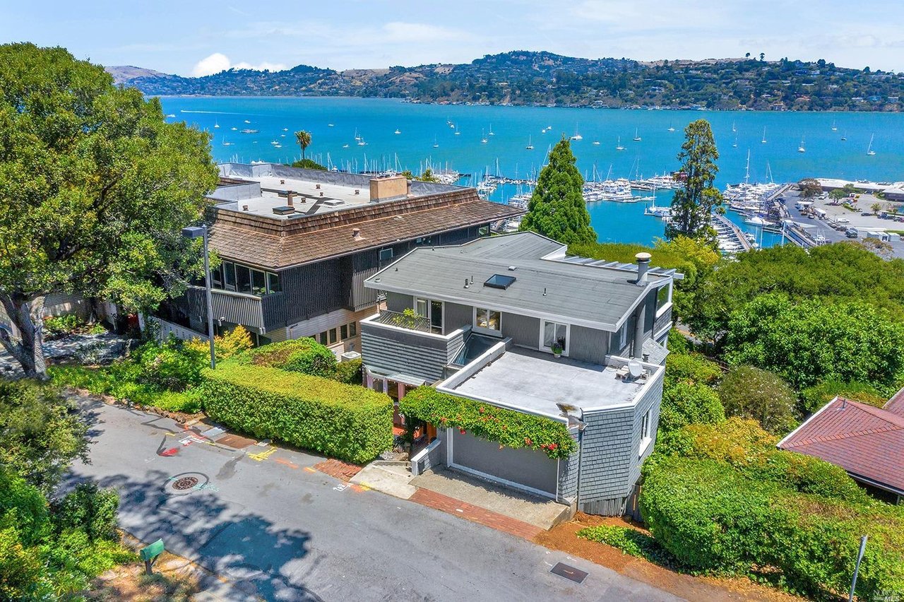 148 Harrison Avenue