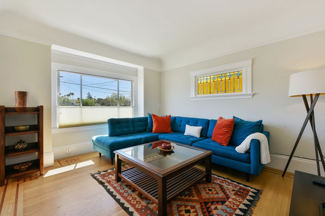 811 Santa Clara Ave