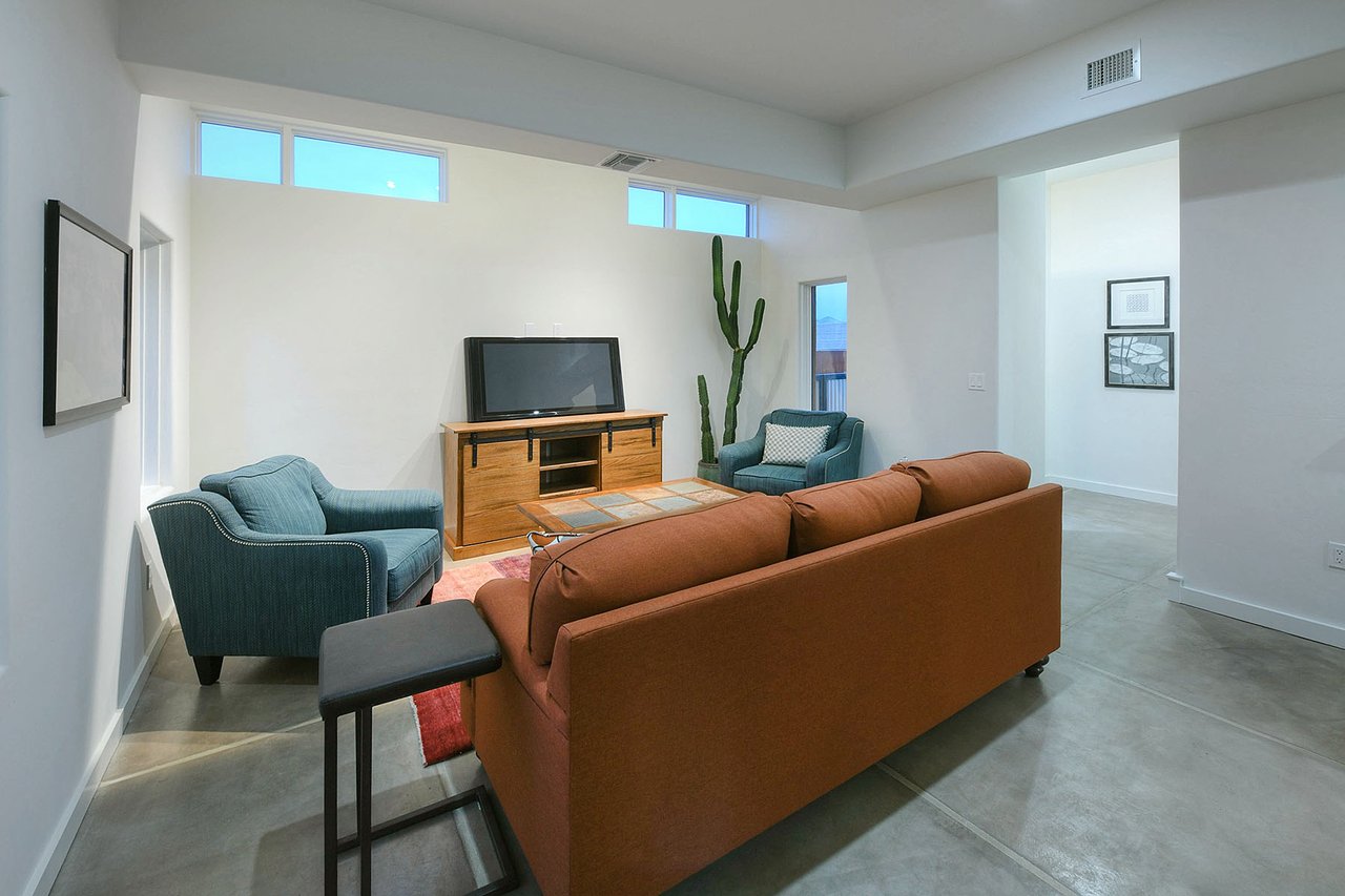 New Contemporary in Barrio Viejo