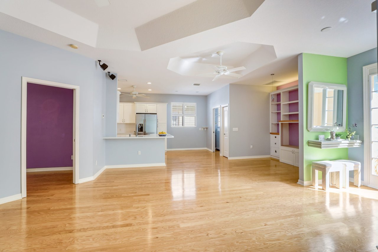 1379 Tearose Place