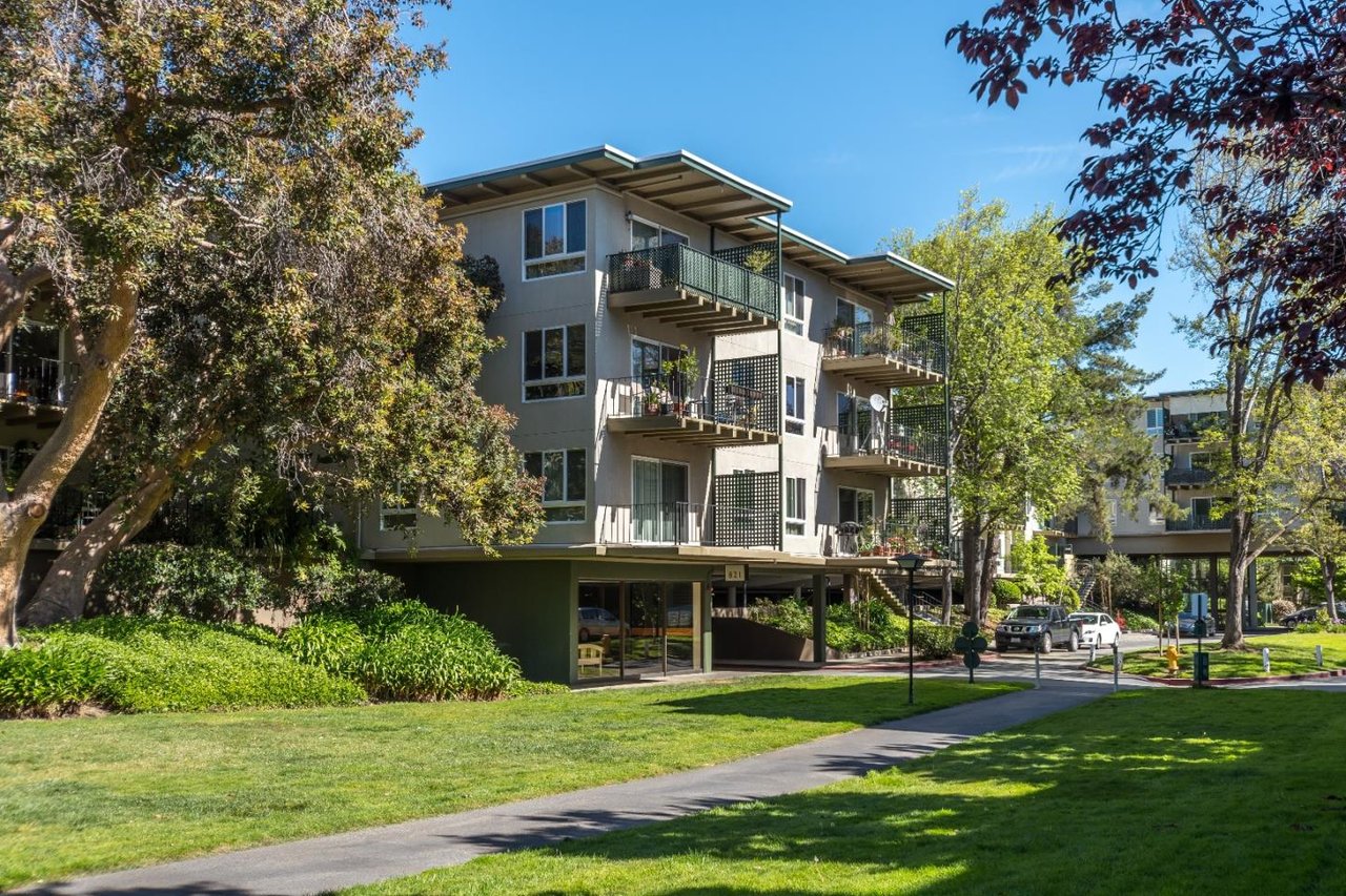 821 N Humboldt St, #302