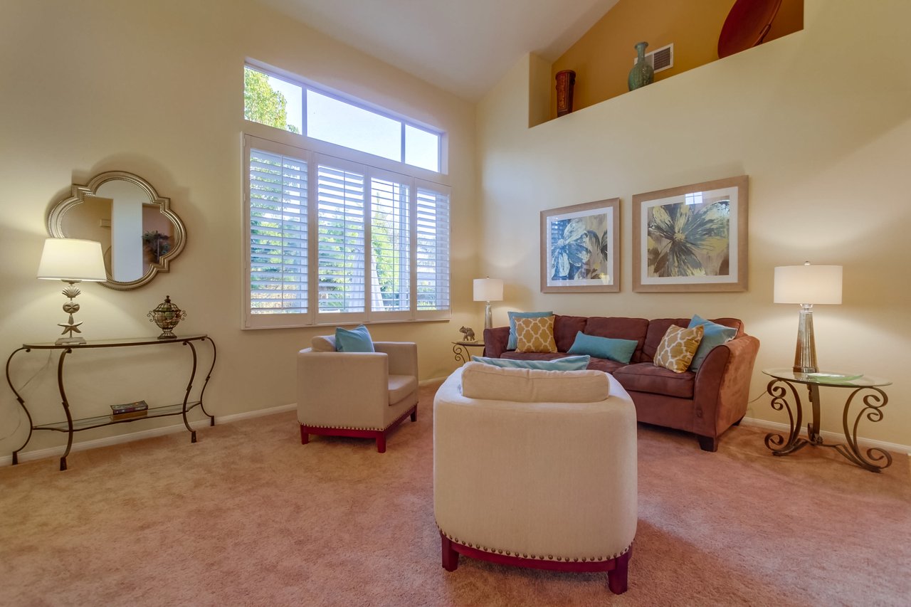3553 Bluff Ct
