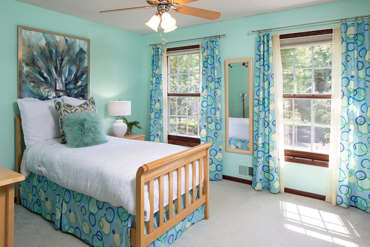 6040 Maple Leaf Circle | Shorewood