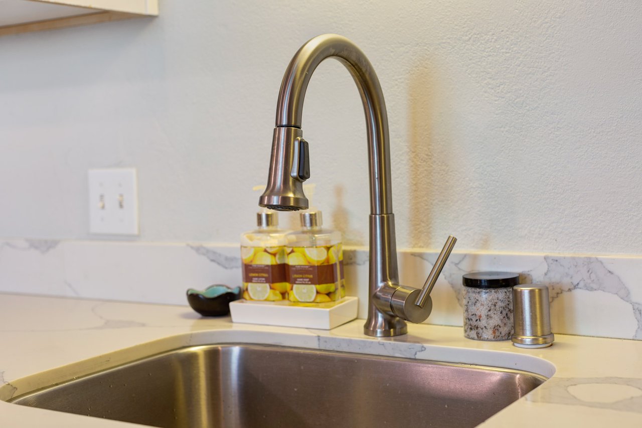 VANDEWATER STREET CONDOMINIUMS