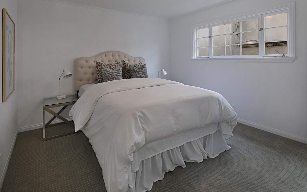2201 Alta Vista Dr