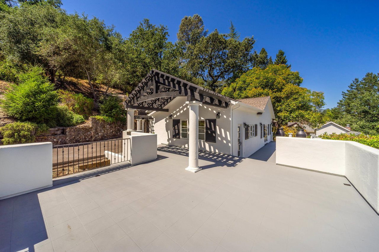 Tuscan Country Estate - SOLD