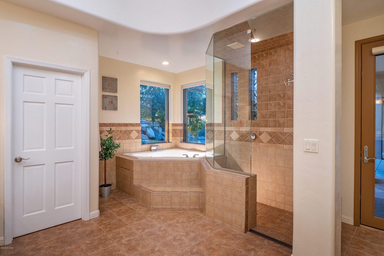 Exquisite Four Acre Estate