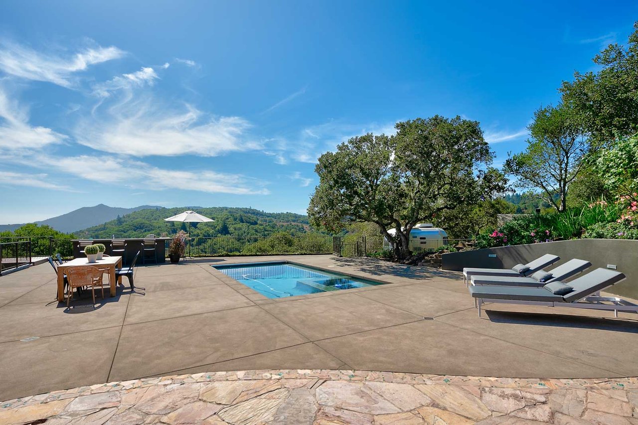 555 Iron Springs Road, Fairfax