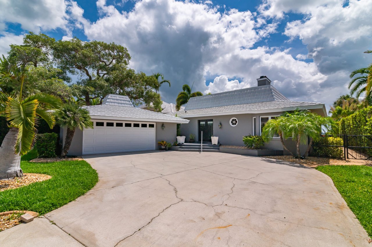 Prestigious Address in Lido Shores