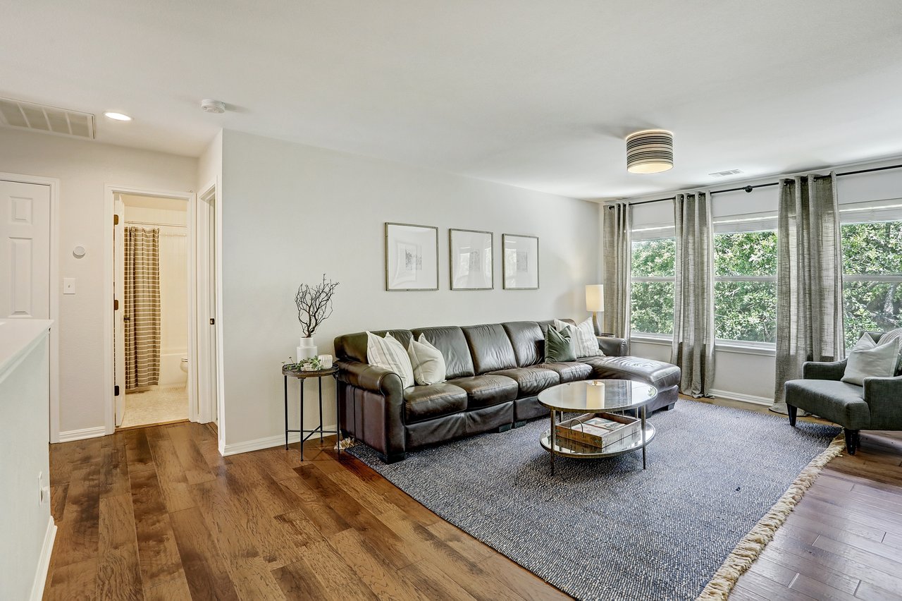 4304 Hoffman Drive | SELLER REPRESENTED