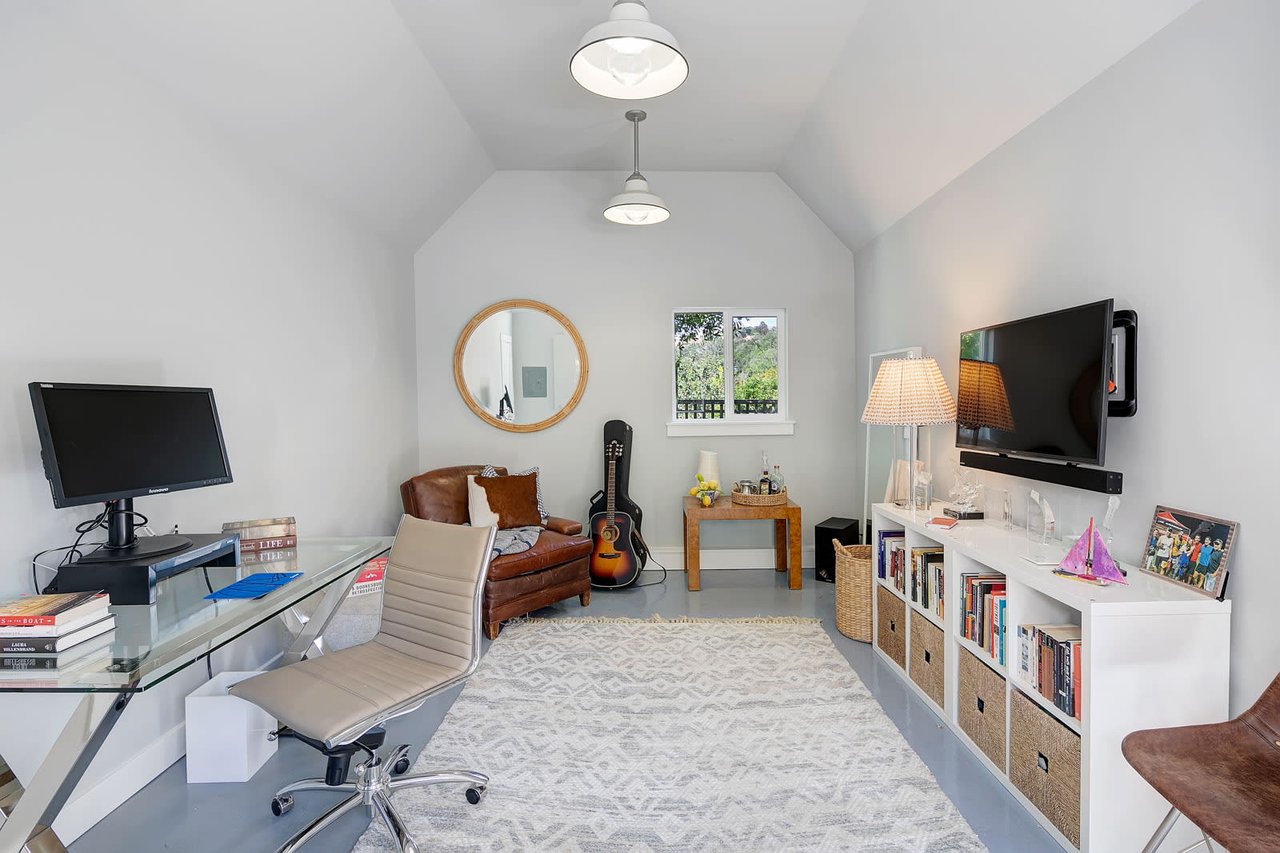 1408 Sir Francis Drake Blvd, San Anselmo