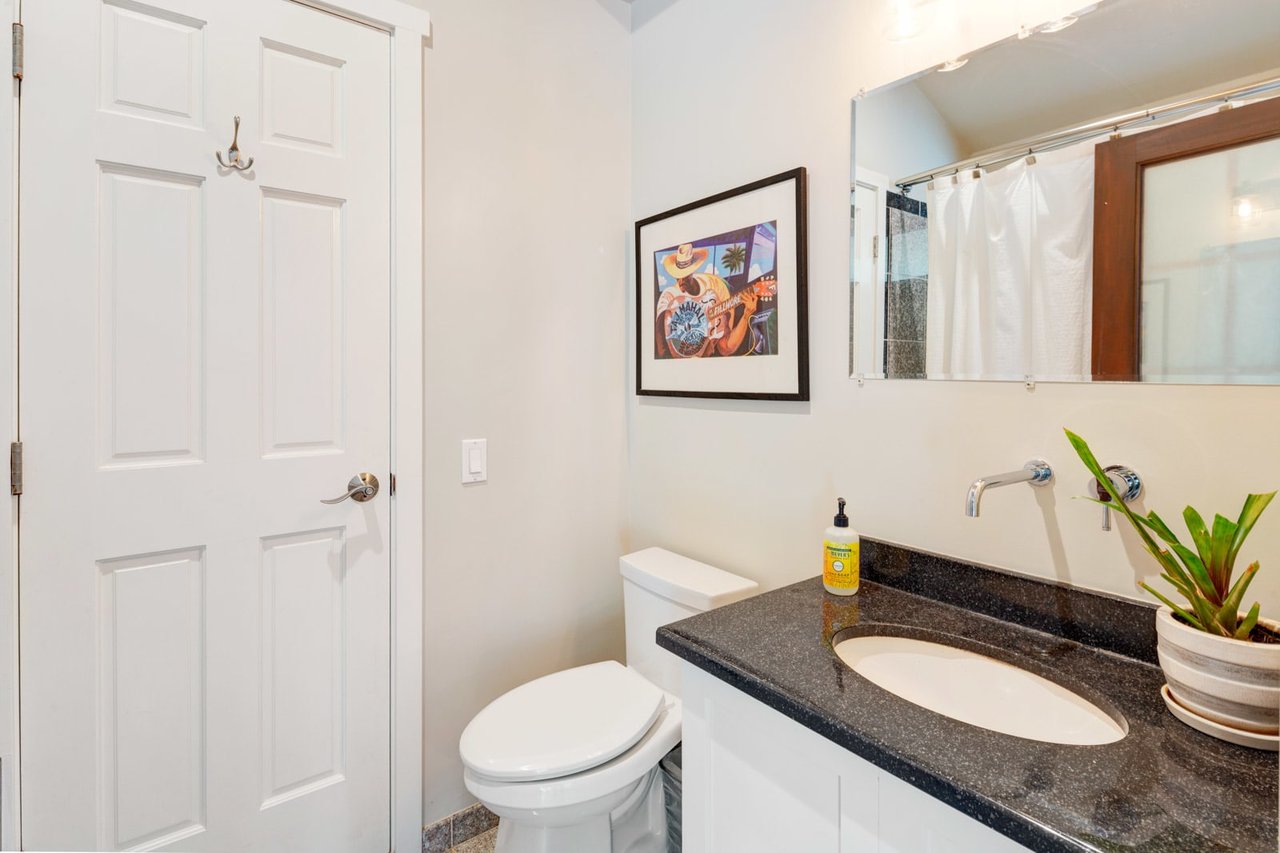 60 Oak Grove Avenue, Woodacre