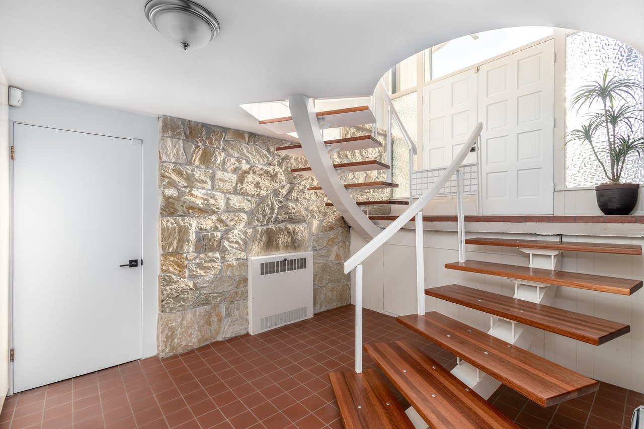 Mid Century Modern in Normandy Park