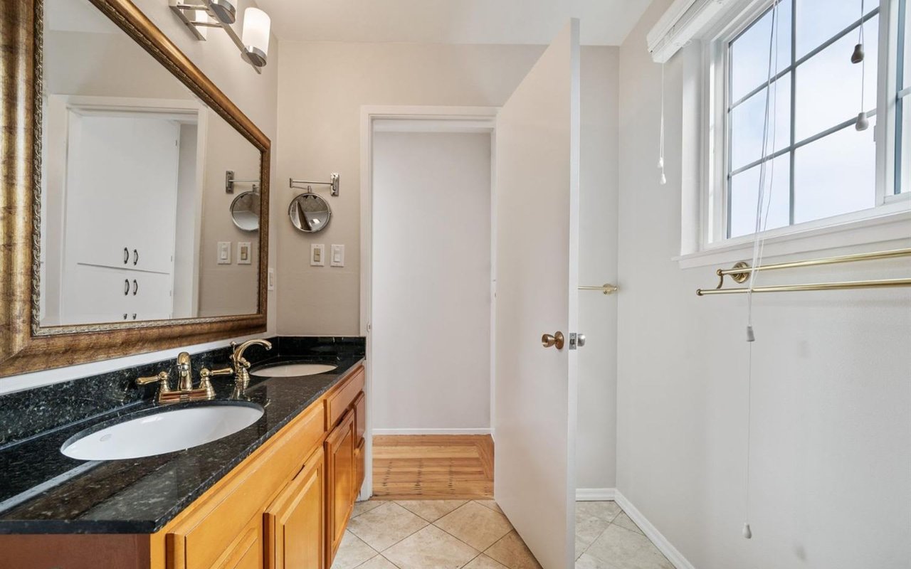 407 Lakeview Ave
