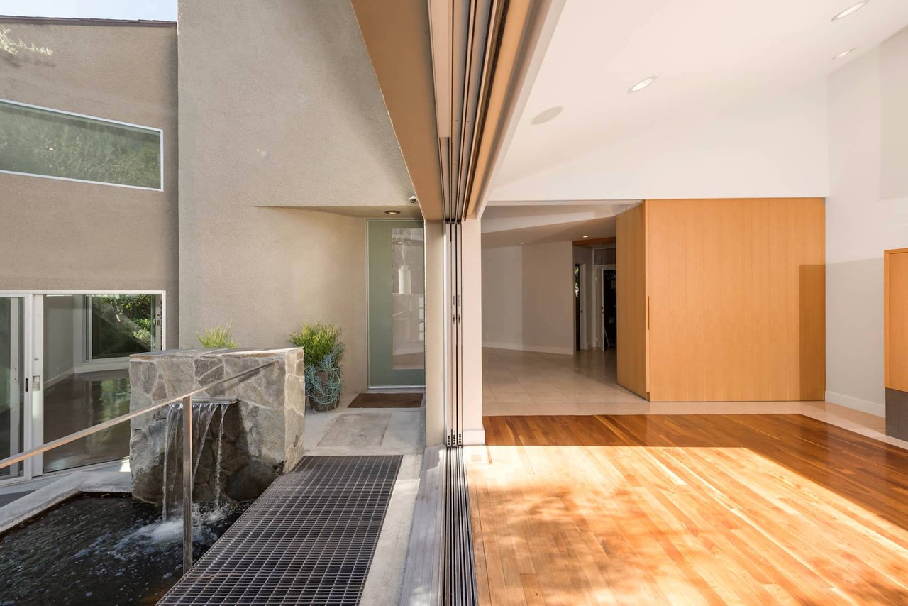 Architectural Lease | Upper Beachwood Canyon