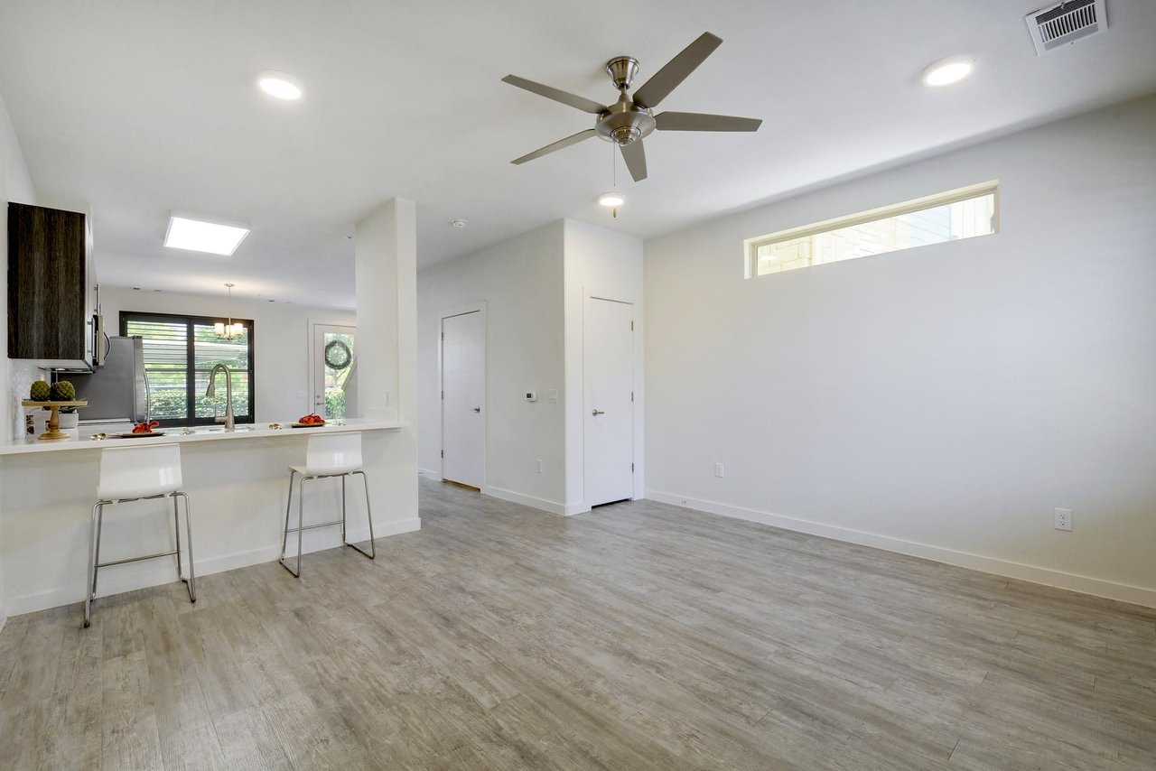 7805 Cooper Ln,# 304