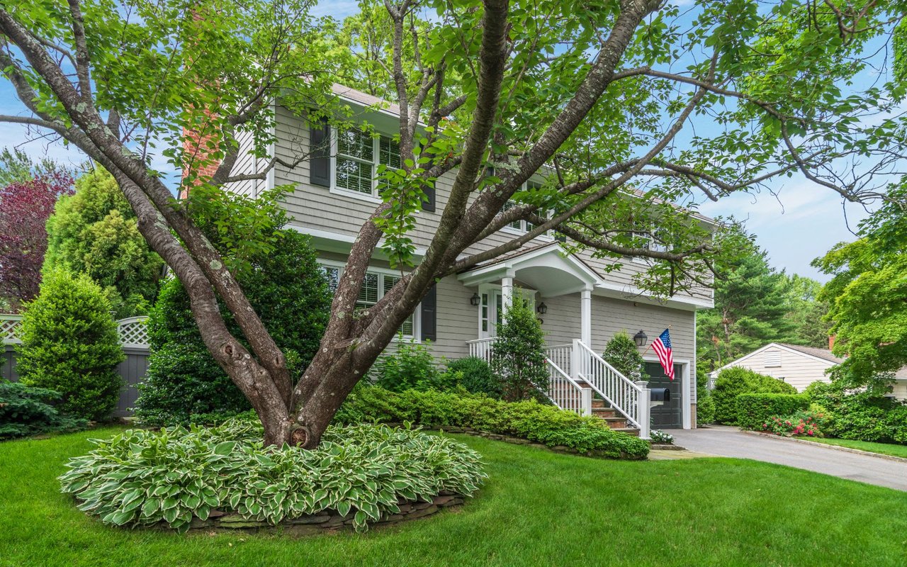 6 Maple Ave