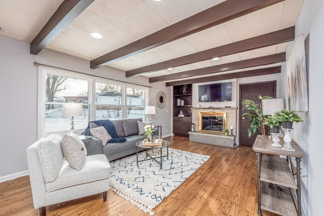 295 Glendale Ln 
